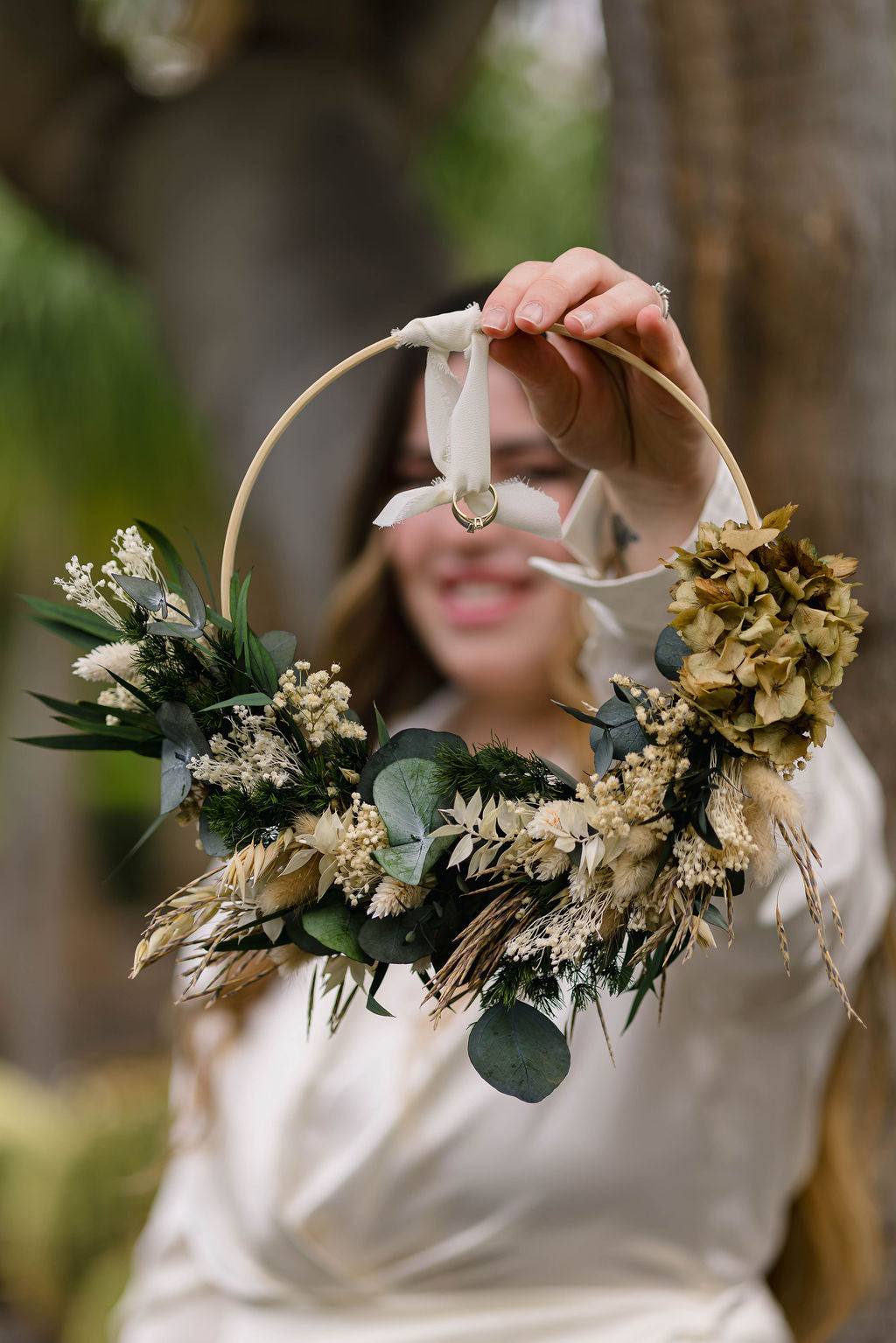 Swing Ring Holder