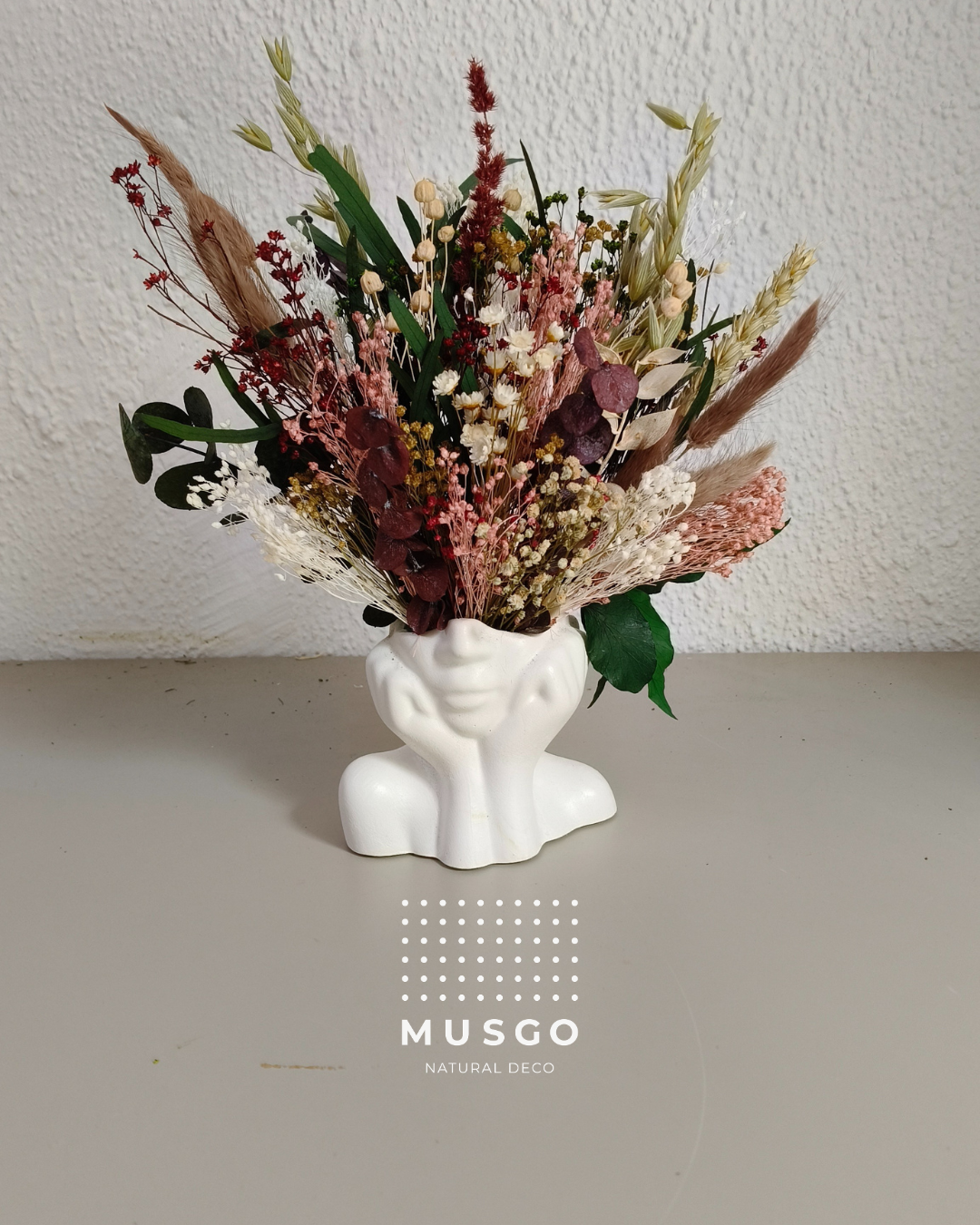 Viernes Floral. MUJER de Flores preservadas 8 Mayo 2026