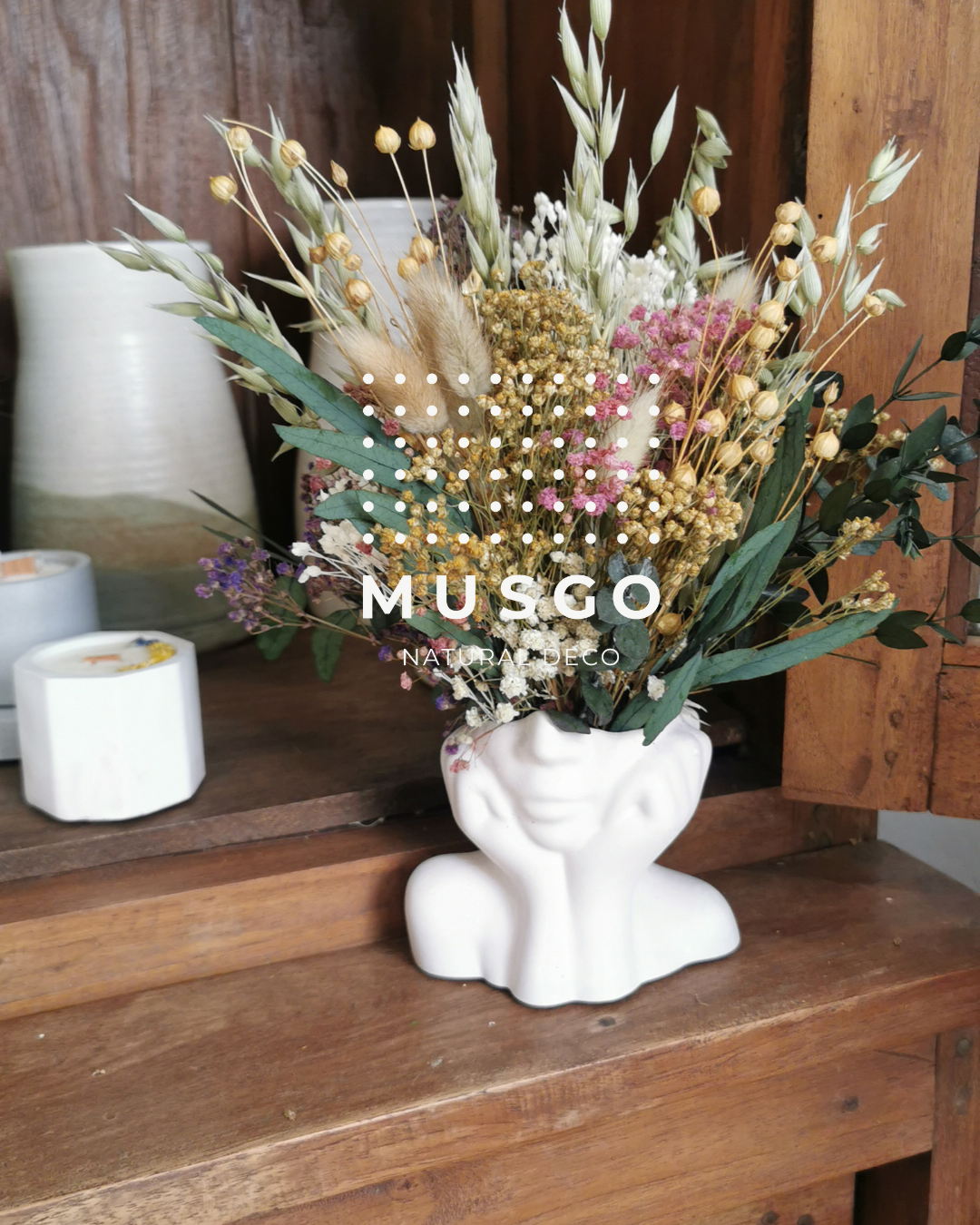 Viernes Floral. MUJER de Flores preservadas 6 MARZO