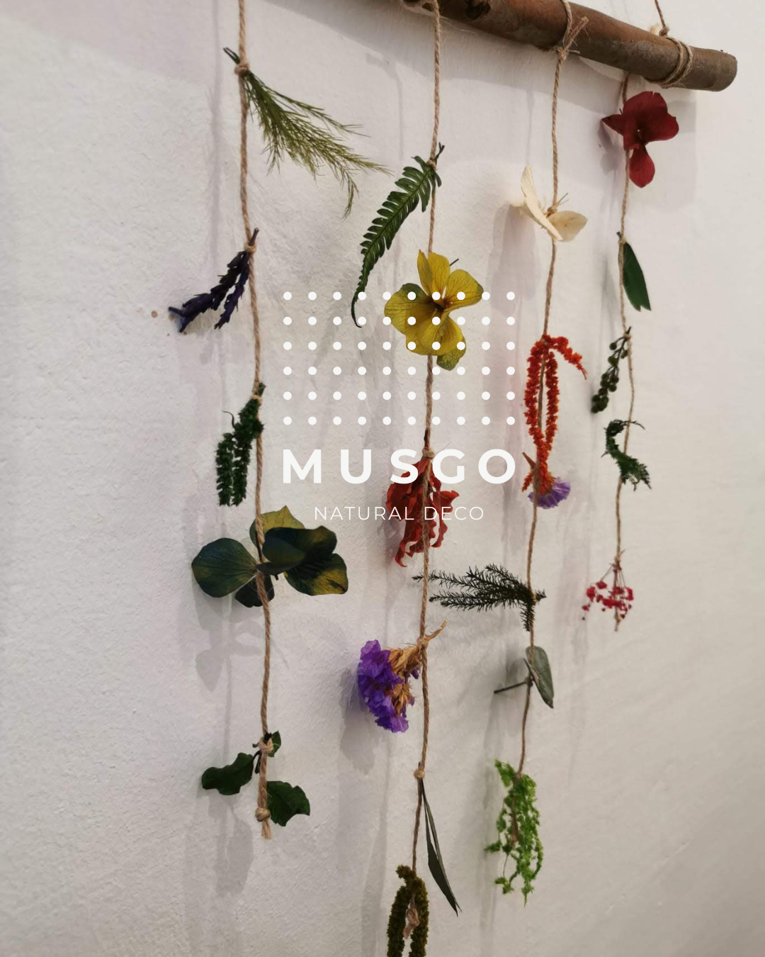 Viernes Floral. Móvil floral Anala  20 MARZO