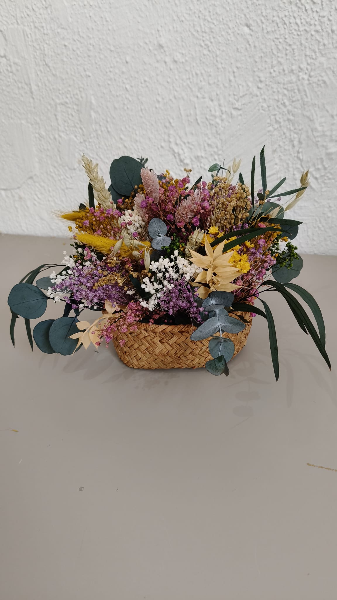 Viernes Floral. Mini Cesto de Flores preservadas   22 Mayo 2026
